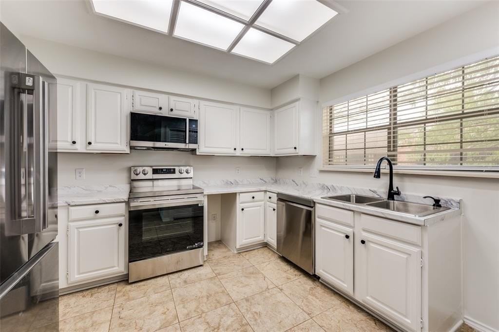 401 Pebble Way #239 - Photo 5 of 13