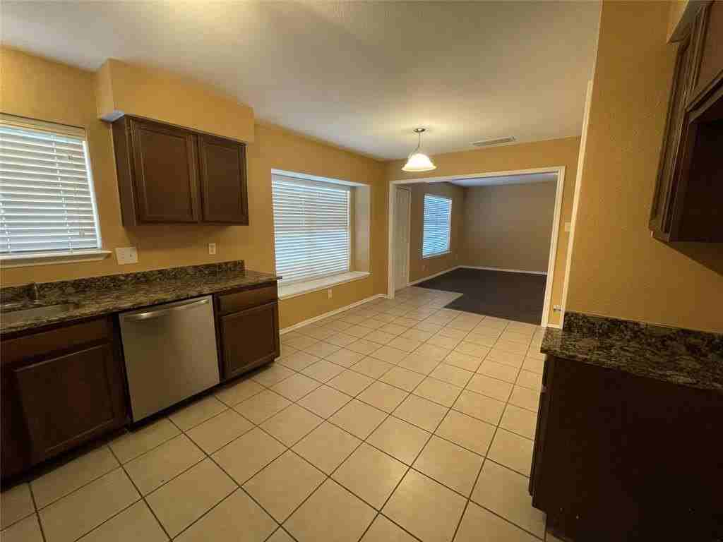 608 Coolwood Ln - Photo 7 of 15