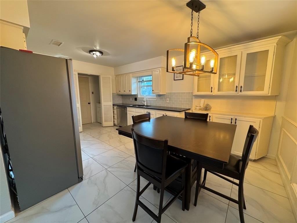 8511 Santa Rosa Dr - Photo 4 of 11