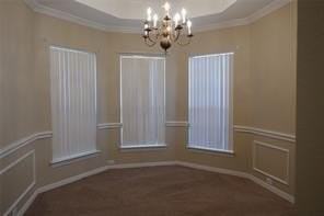 3904 Montrose Dr - Photo 3 of 23