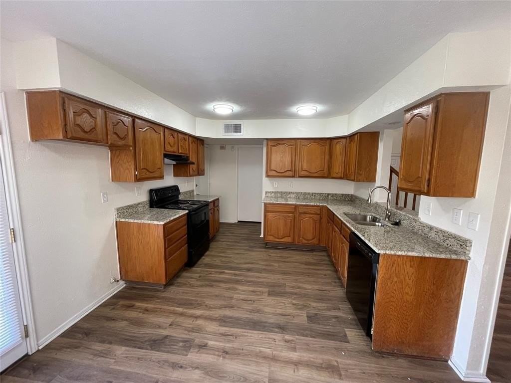 1513 Liberty Ln - Photo 7 of 11