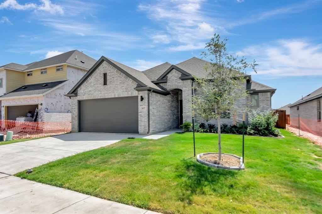 2657 Keokuk St - Photo 2 of 40