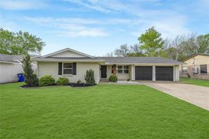 featured image of 3042 Amber Ln