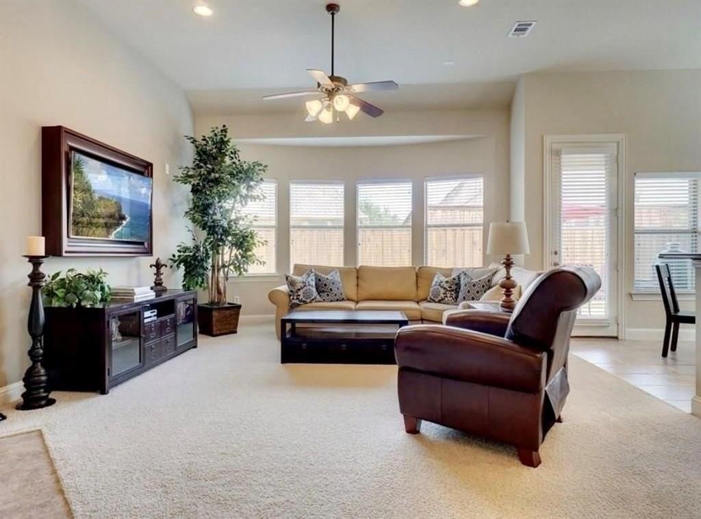 4653 Peabody Pl - Photo 5 of 19