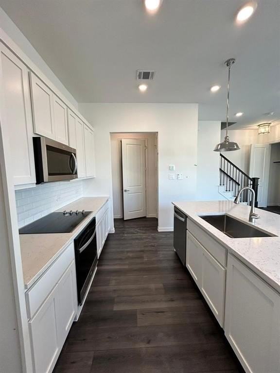 4704 Craymore Rd - Photo 3 of 10