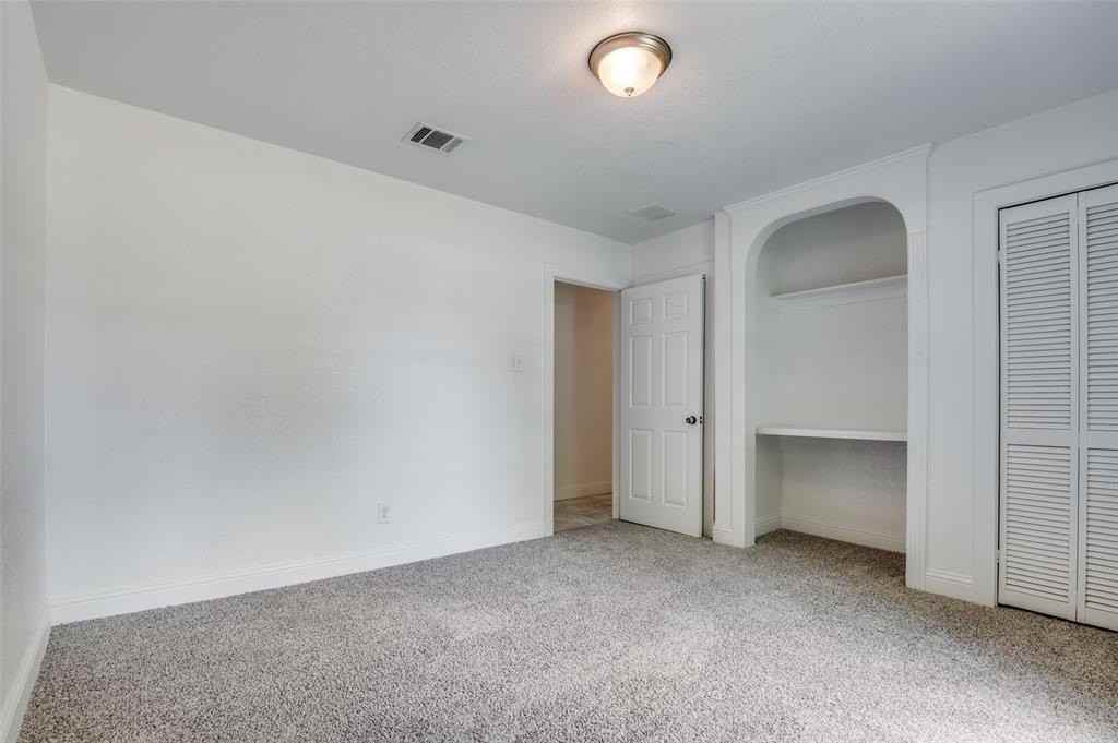 568 W Hammond St - Photo 6 of 15