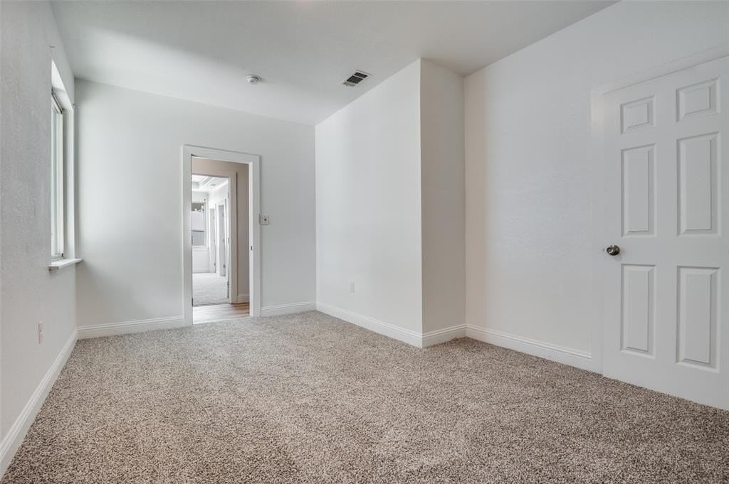 568 W Hammond St - Photo 7 of 15