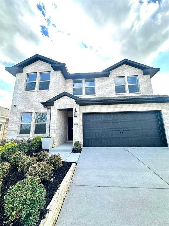 1221 James St - Photo 3 of 40