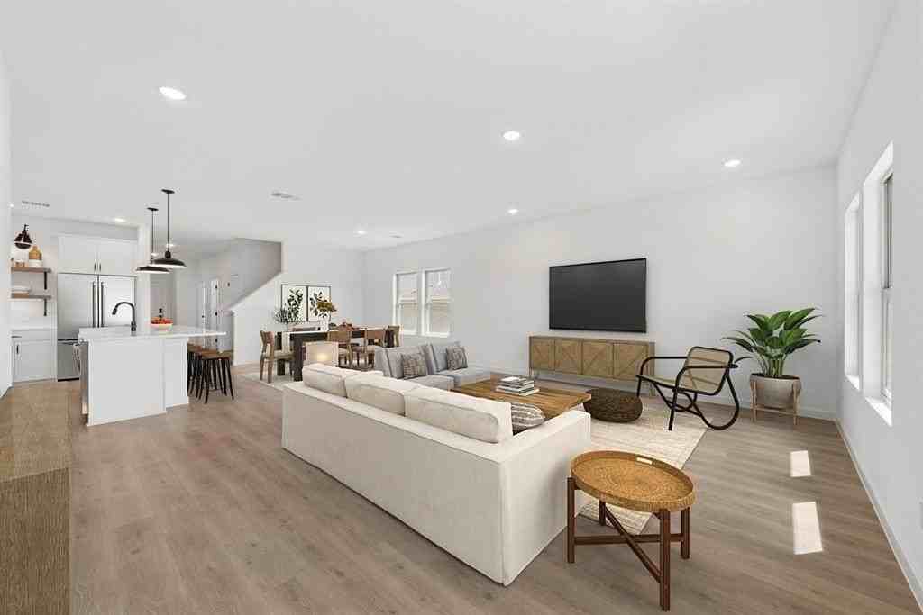 1221 James St - Photo 6 of 40