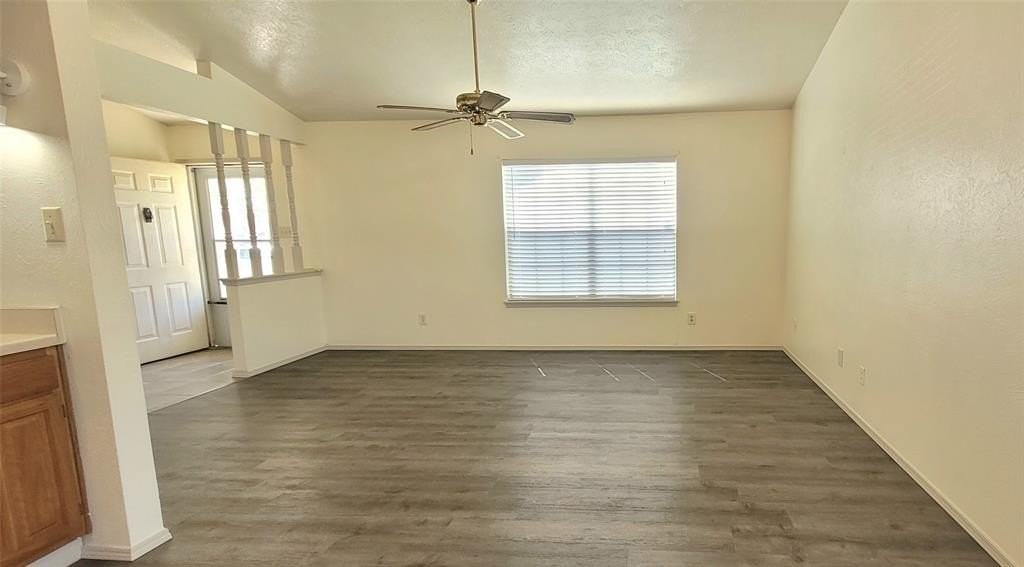 1057 Whitewater Trl - Photo 2 of 23