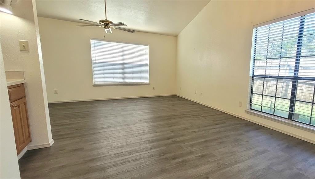 1057 Whitewater Trl - Photo 6 of 23