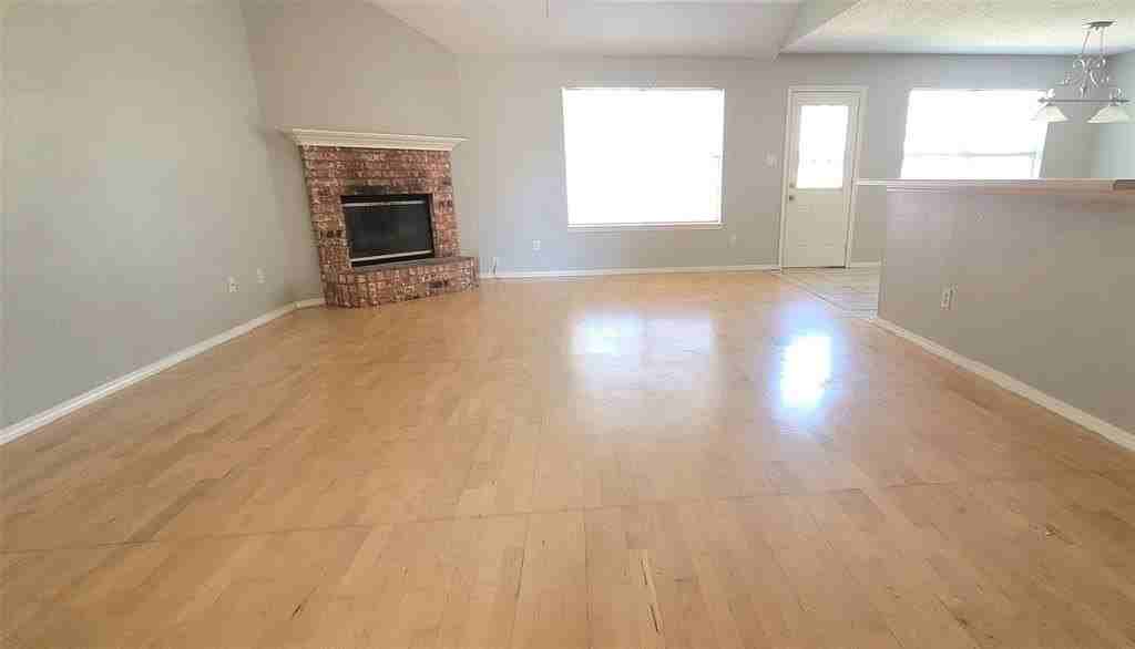 865 W Lynn Creek Dr - Photo 3 of 21