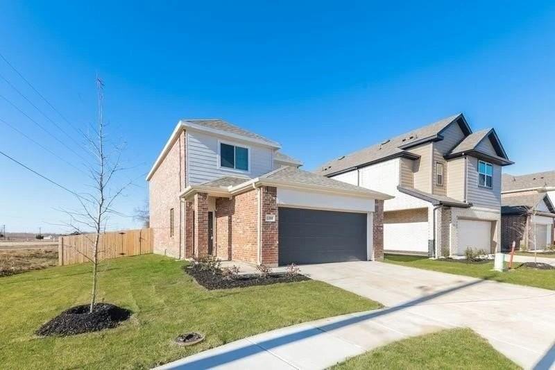 1300 Ester Ln - Photo 2 of 16