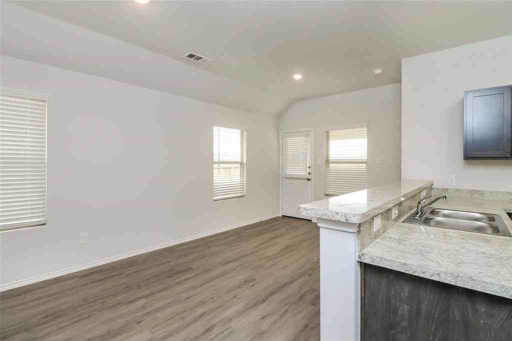 8204 Sycamore Brook Dr - Photo 3 of 17