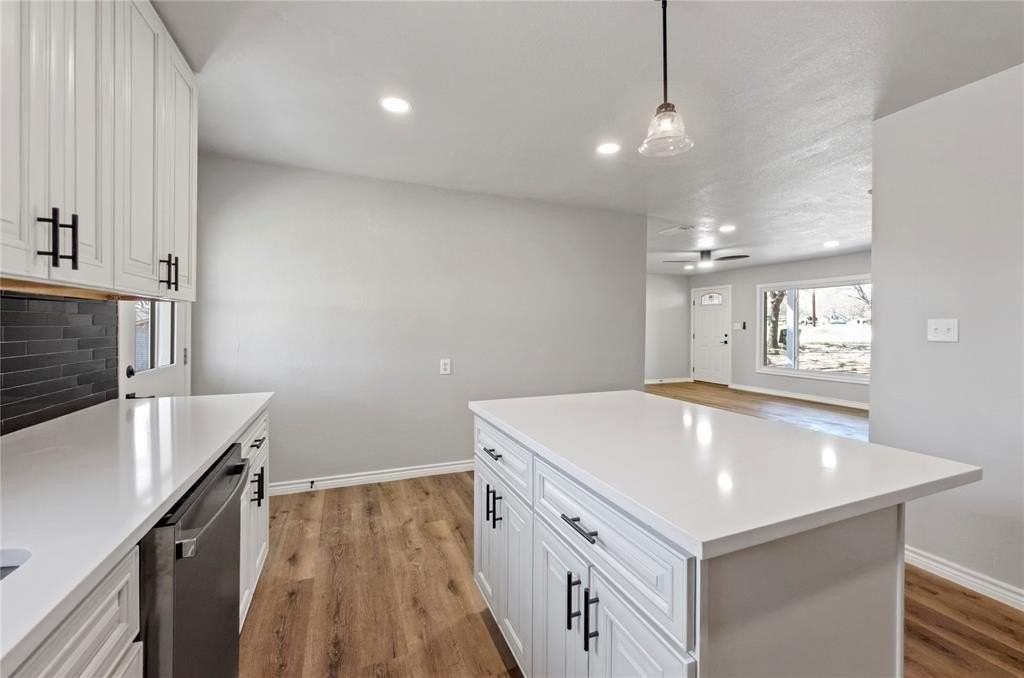 131 Long St - Photo 2 of 24