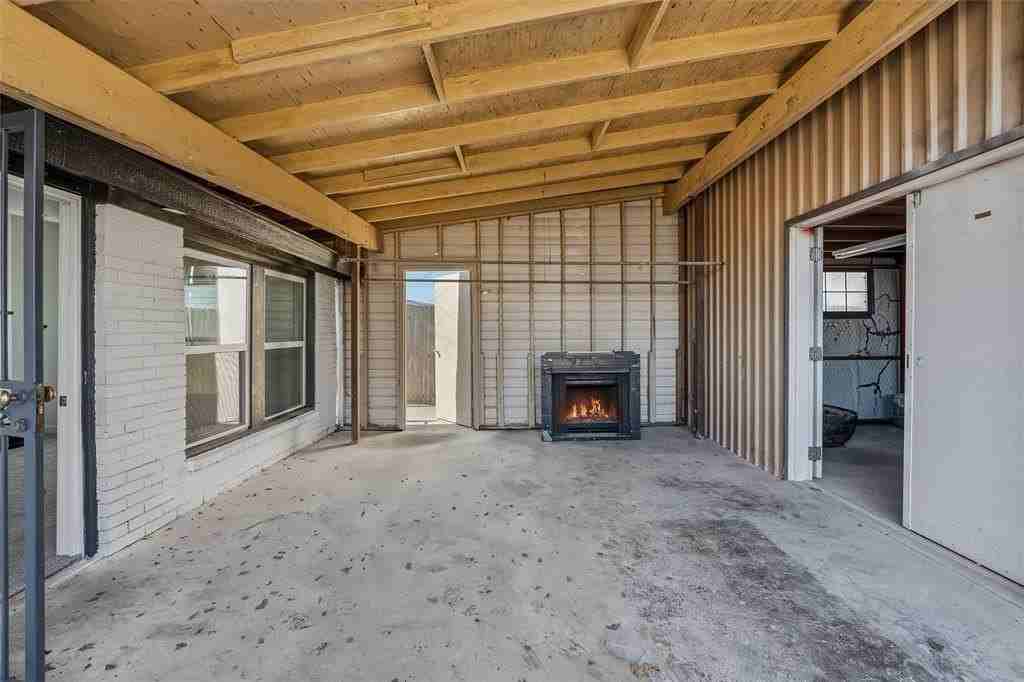 228 Kay Ln - Photo 6 of 40