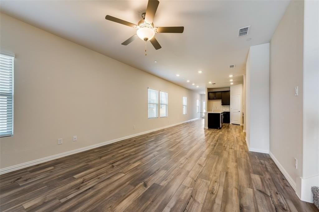 102 Monarch Way - Photo 6 of 29