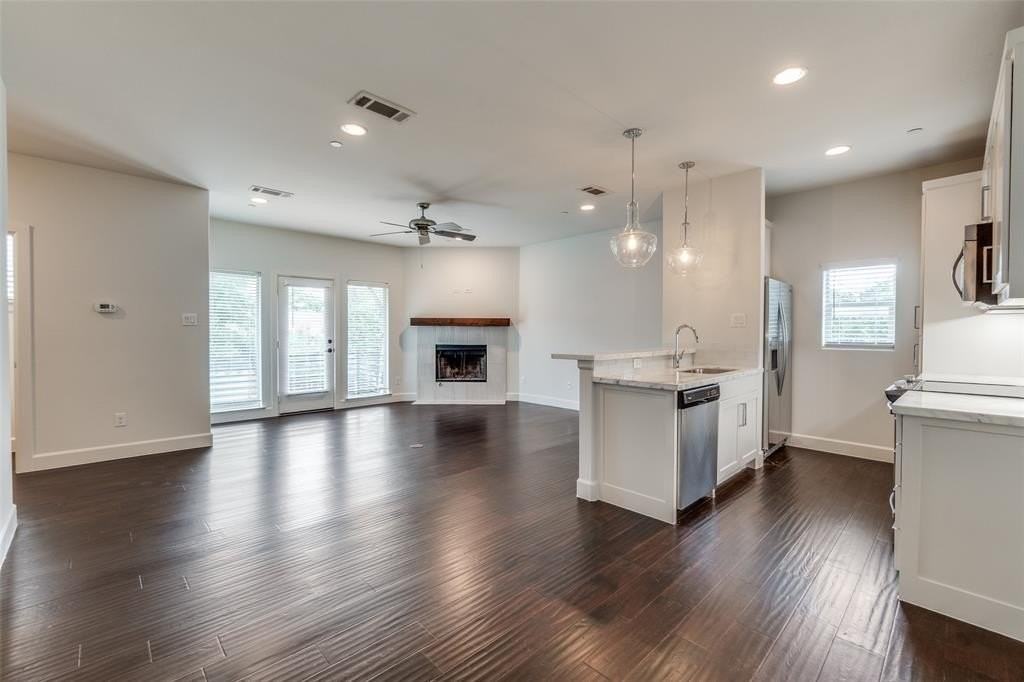 5830 Oram St #5 - Photo 6 of 18