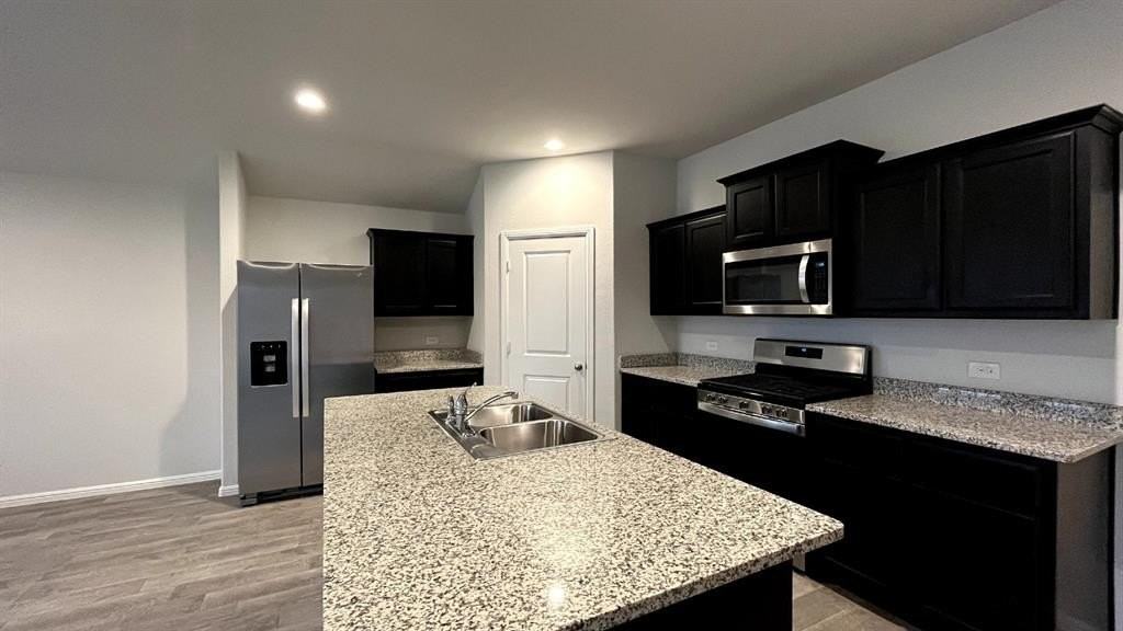 2321 Denmark Ln - Photo 4 of 19