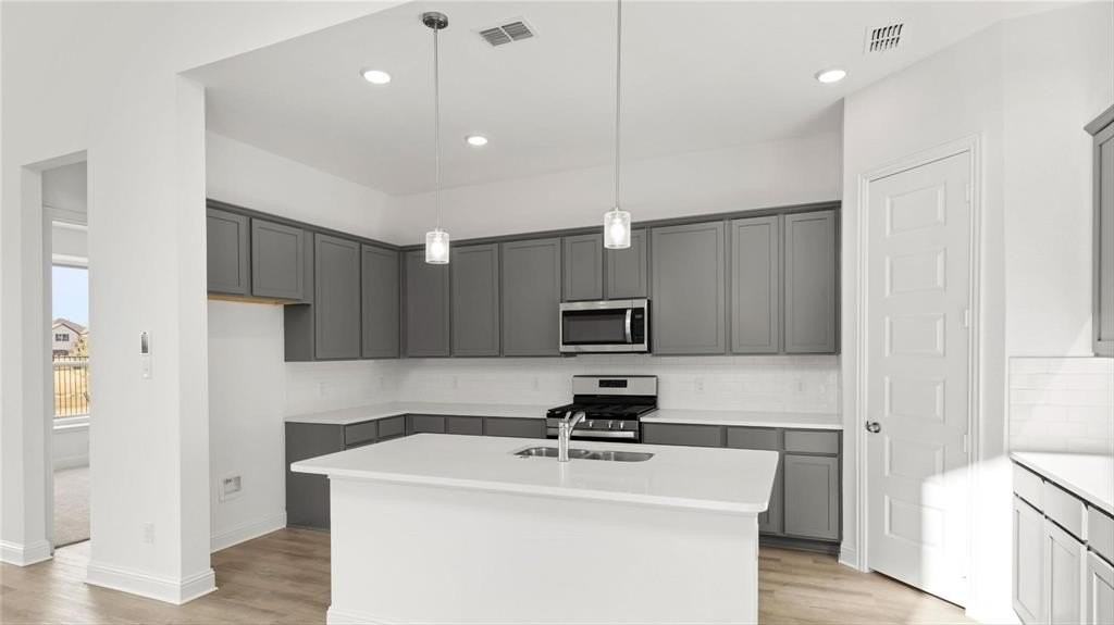 2335 Sheppards Ln - Photo 6 of 27