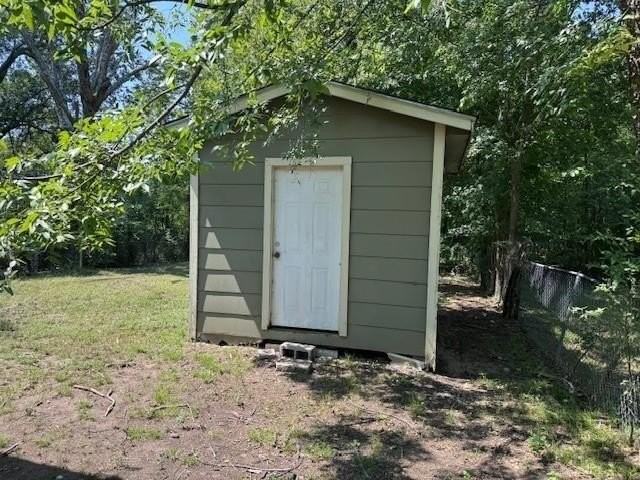 1233 13th St Nw - Photo 3 of 9