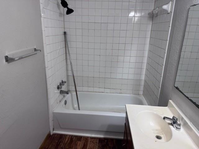 1233 13th St Nw - Photo 7 of 9