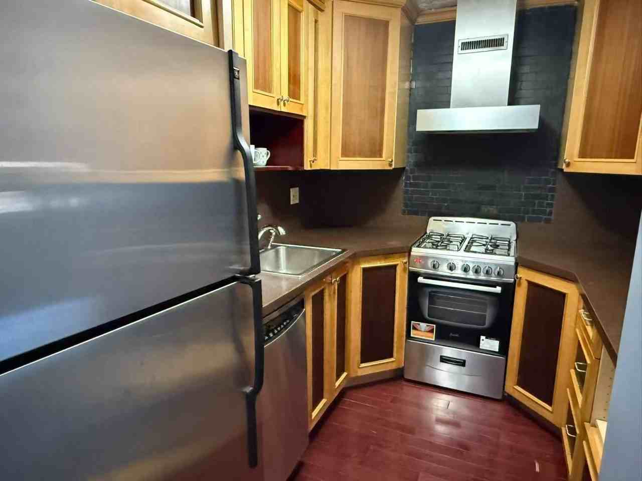 67107 Burns St #3B - Photo 6 of 8