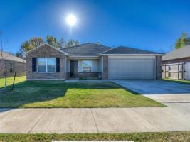 featured image of 10712 Sw 23rd Pl
