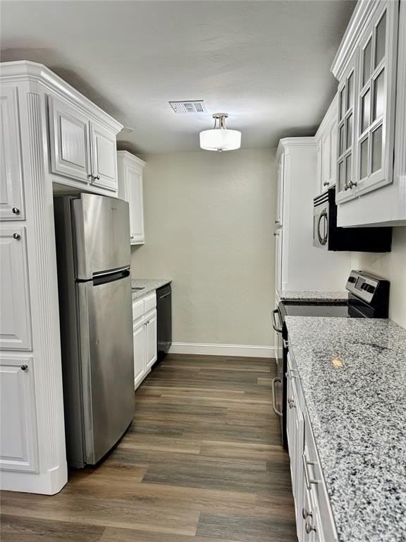 509 Meadowlake Dr - Photo 3 of 18