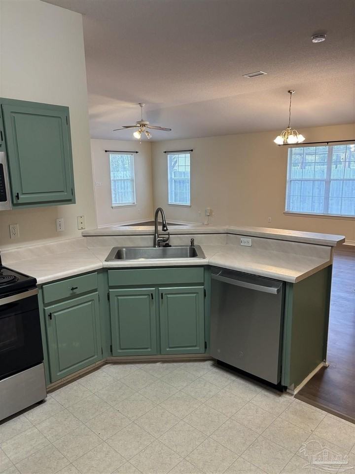 7952 Cayenne Way - Photo 5 of 16