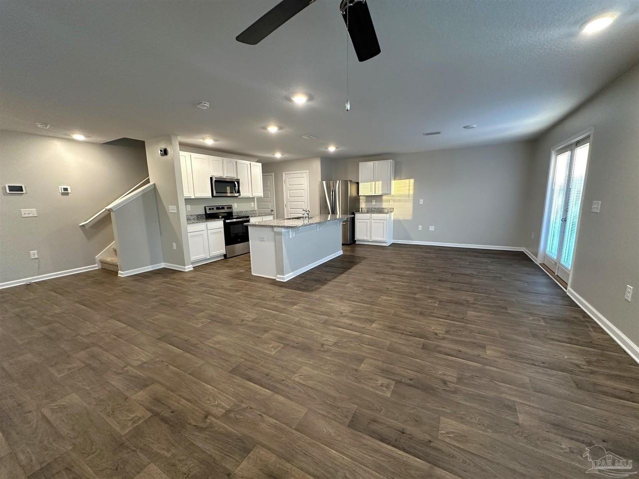 7540 Oak Lake Blvd - Photo 2 of 23