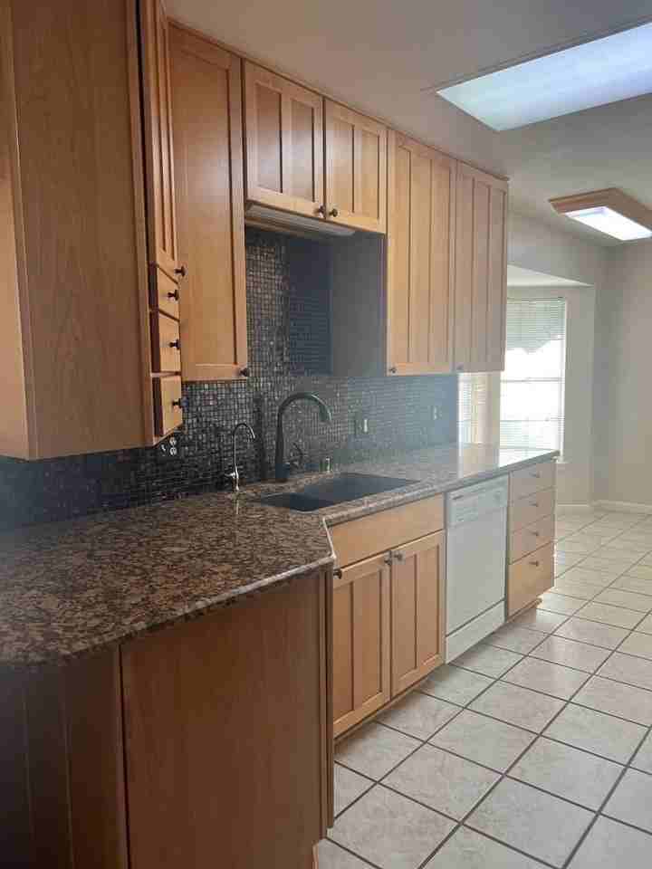 4419 Stanolind Ave - Photo 5 of 16