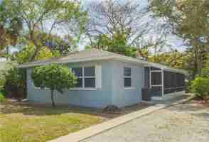 featured image of 856 Dahlia Ln Unit B