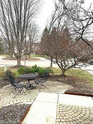 1890 Plumridge Ct - Photo 3 of 22