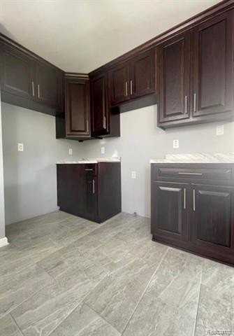 14910 Anne Ave - Photo 7 of 16