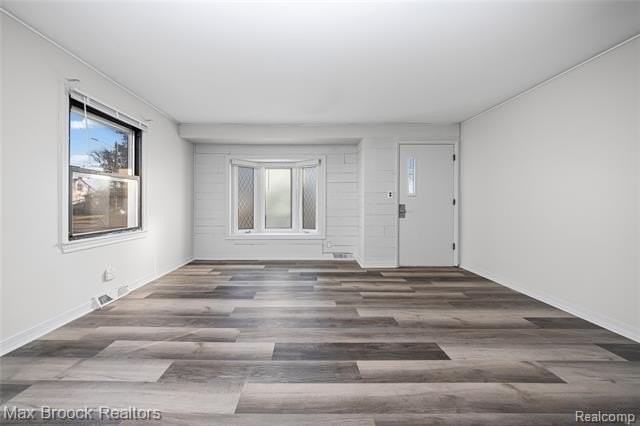 19217 Birmingham St - Photo 6 of 39