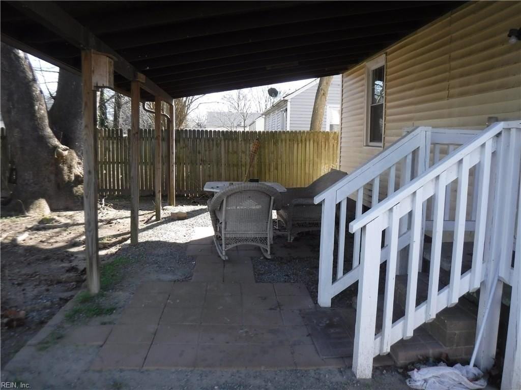 34 Macalva Dr - Photo 4 of 15