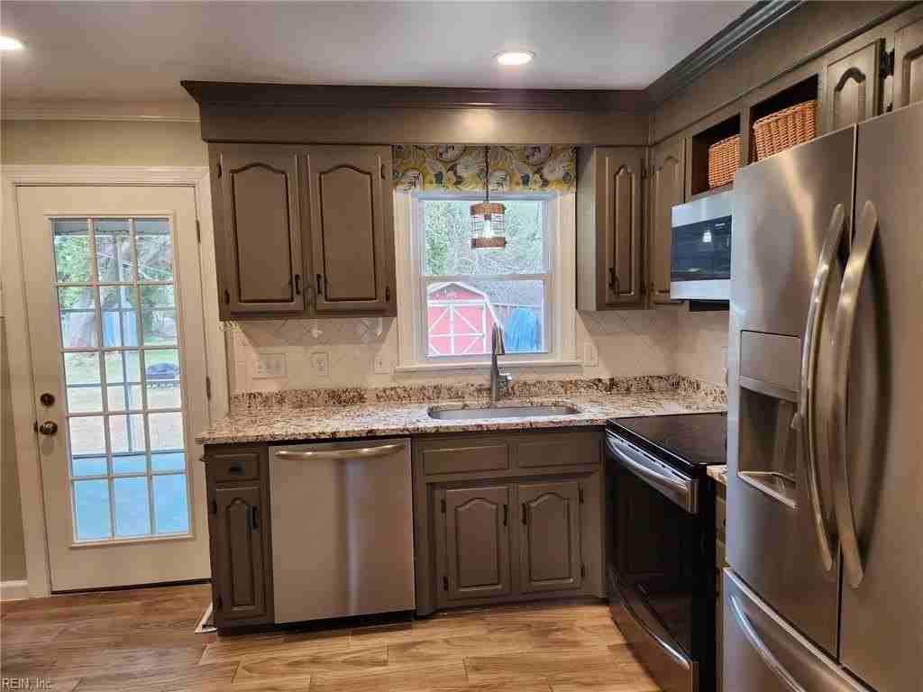 4610 Lookout Rd - Photo 7 of 19