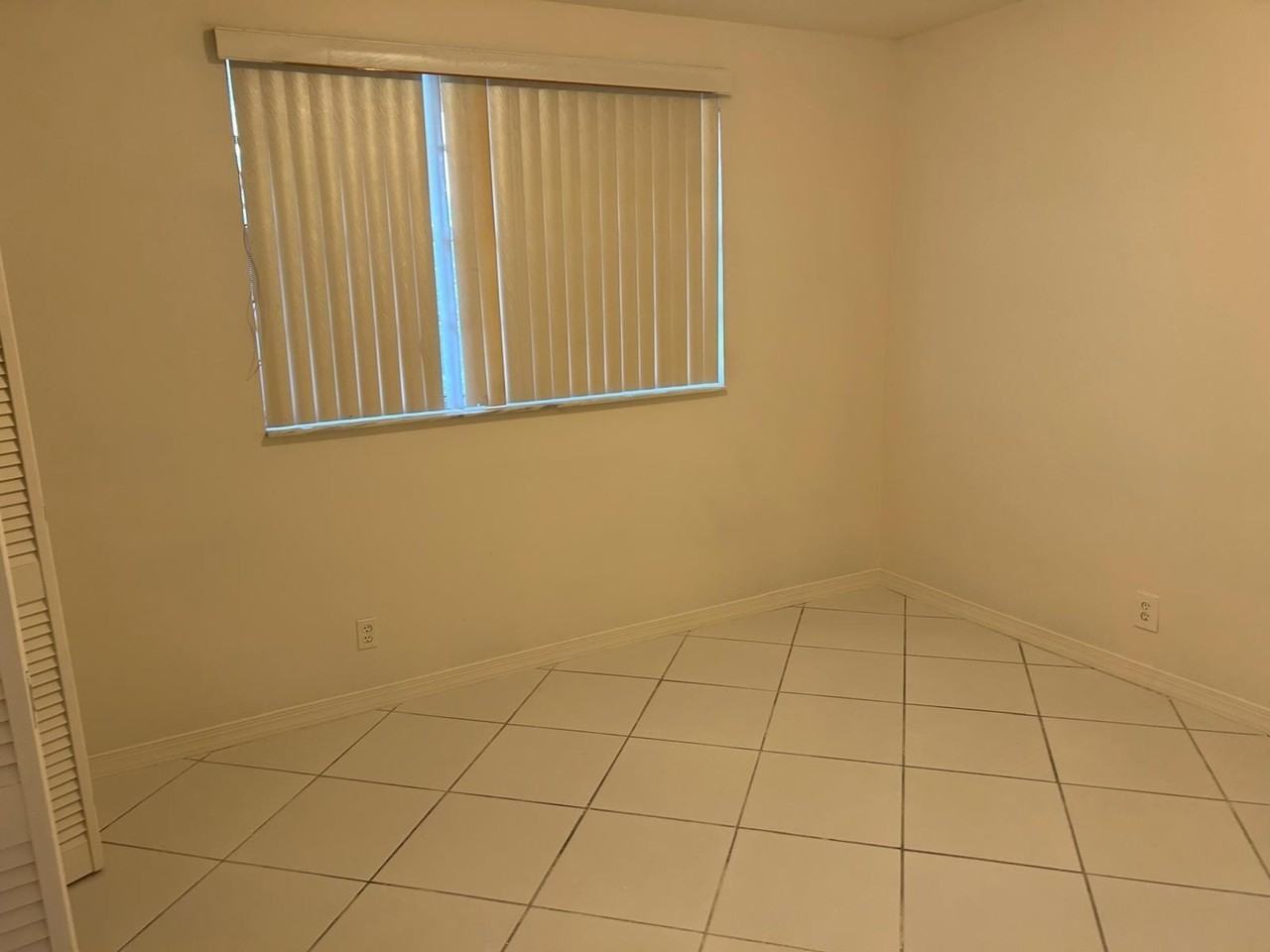 3900 Nw 76th Ave #107 - Photo 6 of 13