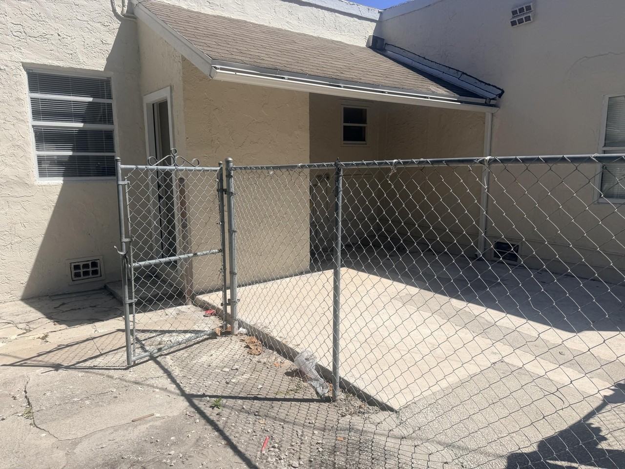 504 El Prado - Photo 3 of 17