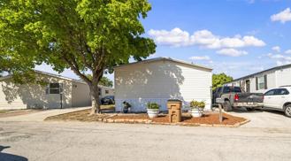 4905 Ne 2nd Way - Photo 1 of 1