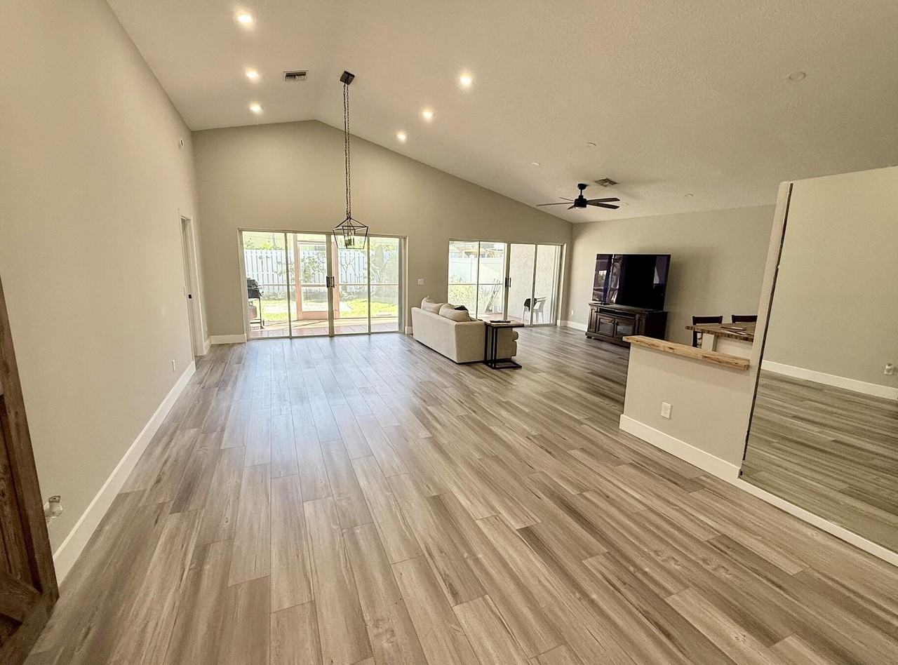 6343 Grand Cypress Cir - Photo 2 of 16