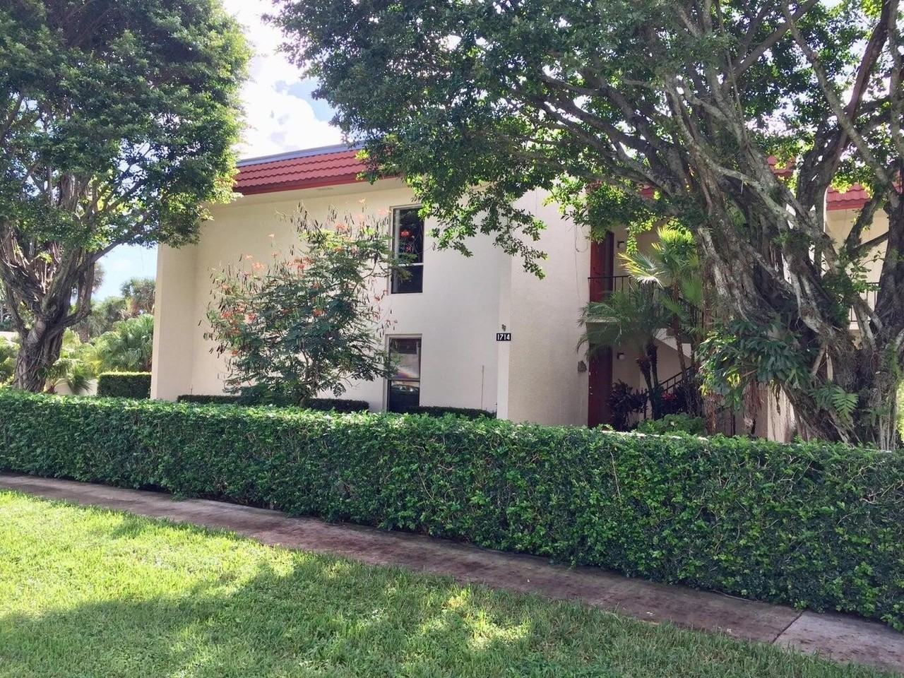 1714 Consulate Pl Apt 101 - Photo 6 of 30