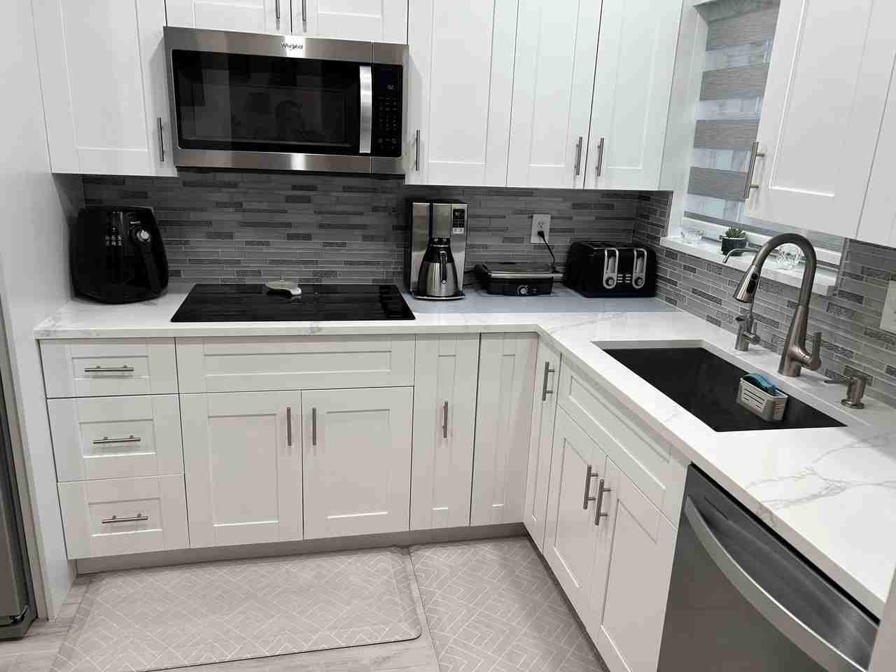 369 Waterside Dr - Photo 4 of 20