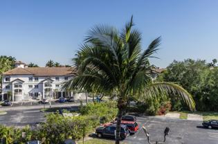 701 Nw 19th St Apt 401 - Photo 1 of 1