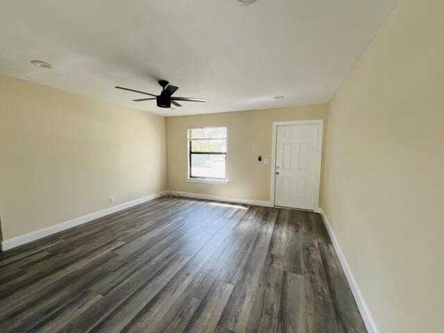 4195 Sanders Dr Unit 4197 - Photo 3 of 17