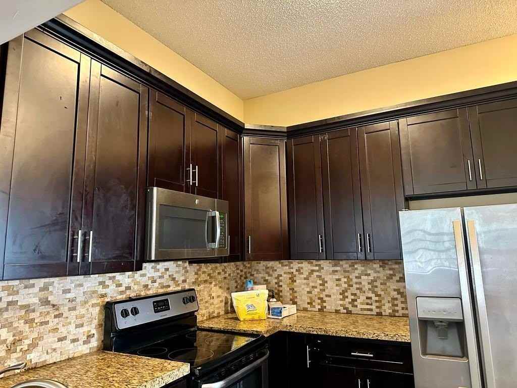 5438 Verona Dr #L - Photo 7 of 22