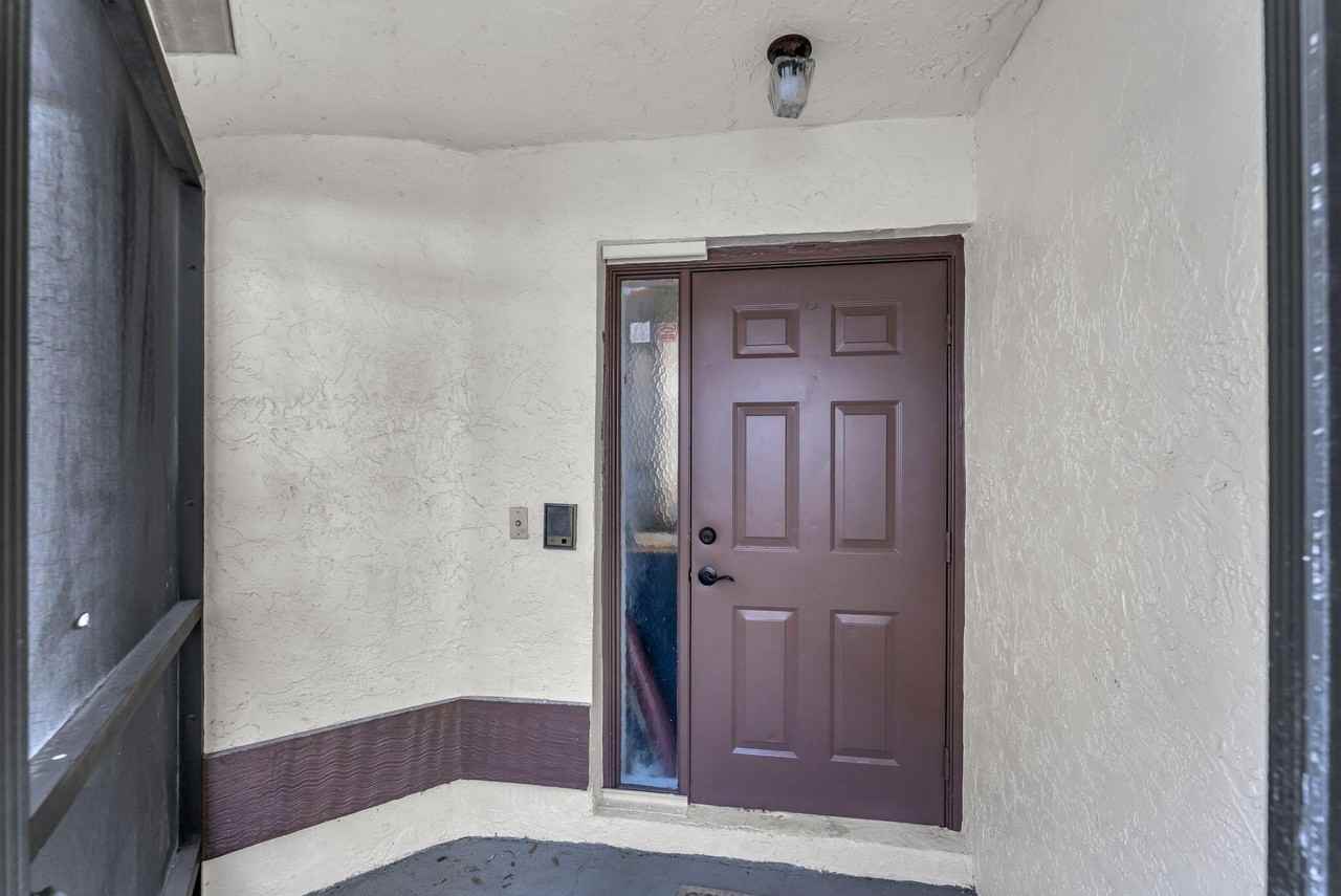 20824 Boca Ridge Dr N - Photo 5 of 36