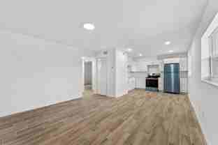 1301 Emerald Ter Apt 5 #Apt 5 - Photo 1 of 1