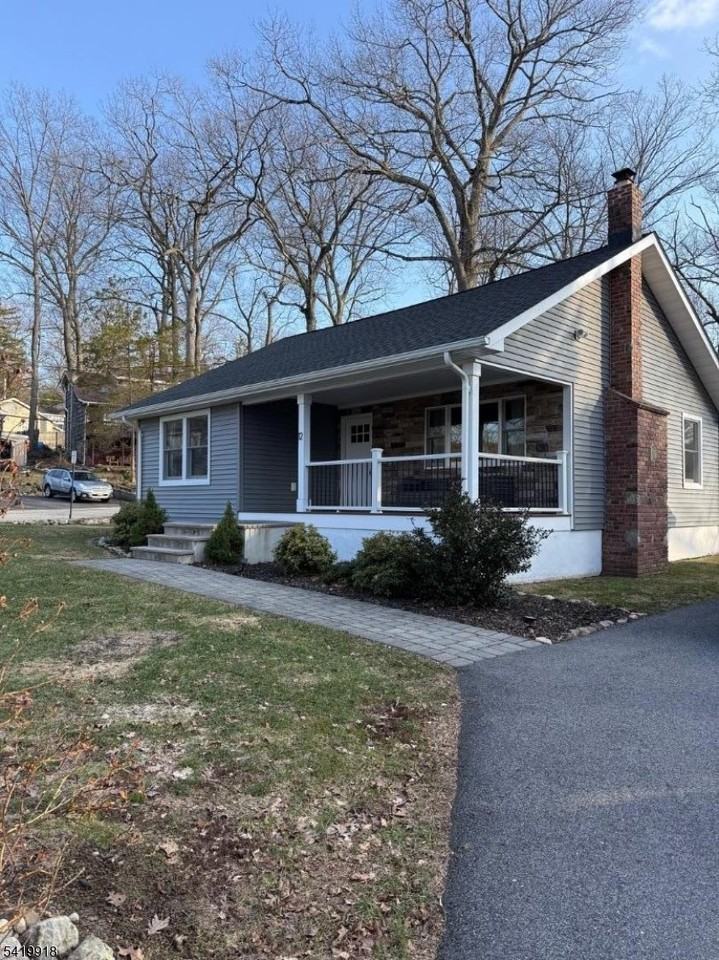 12 Bellot Rd - Photo 2 of 16